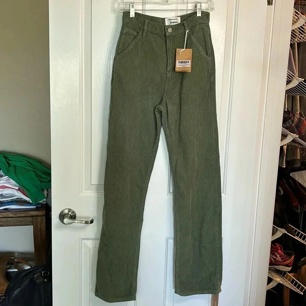 NWT REFORMATION Wilder Painter High Rise Wide Leg Corduroys in Sage size 25